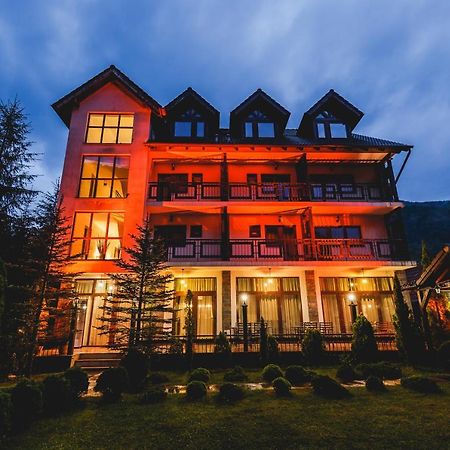 River Retreat Hotel Lotrioara Luaran gambar