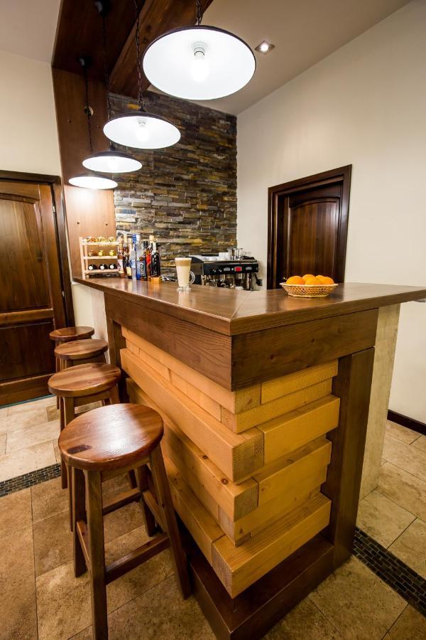 River Retreat Hotel Lotrioara Luaran gambar